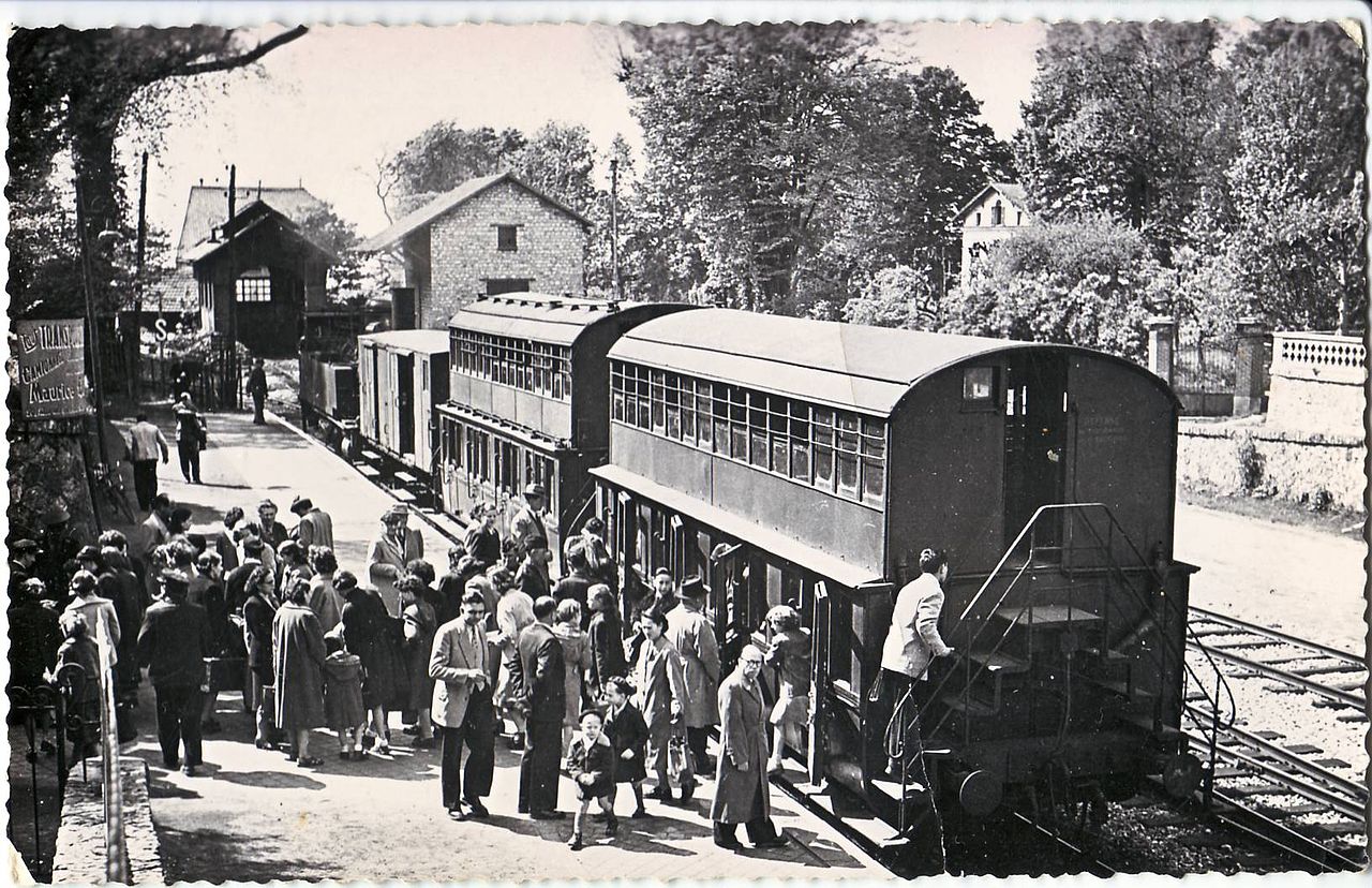 1280px MONTMORENCY Le Train