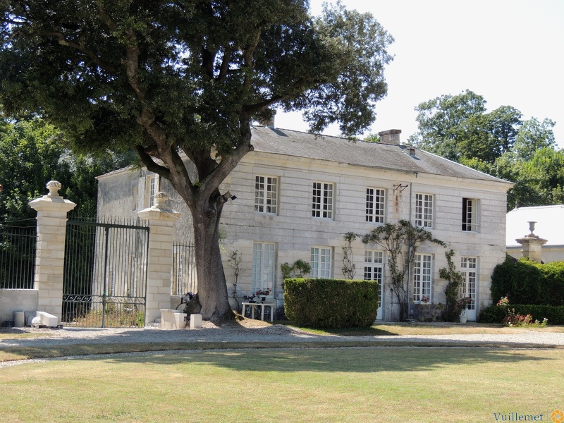 Château de Buzay - Dscn4608.jpg Dscn4608.jpg