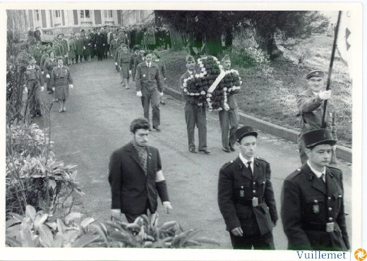 1962 cérémonie parc de la mairie 