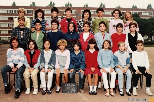 1983-EP_CDGAULLE.jpg