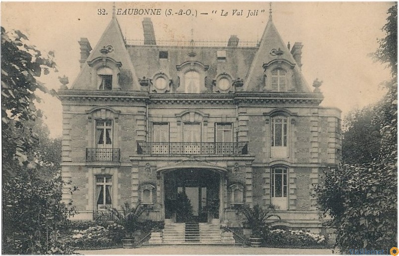 chateau1.jpg