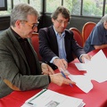 Signature d une convention le 19 mai 2015