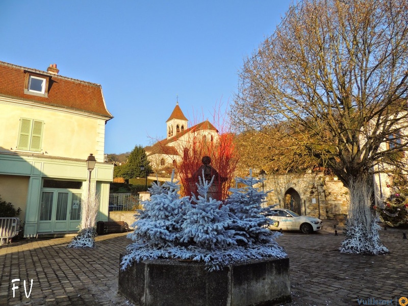 Place  de la Fontaine aux Pélerins 