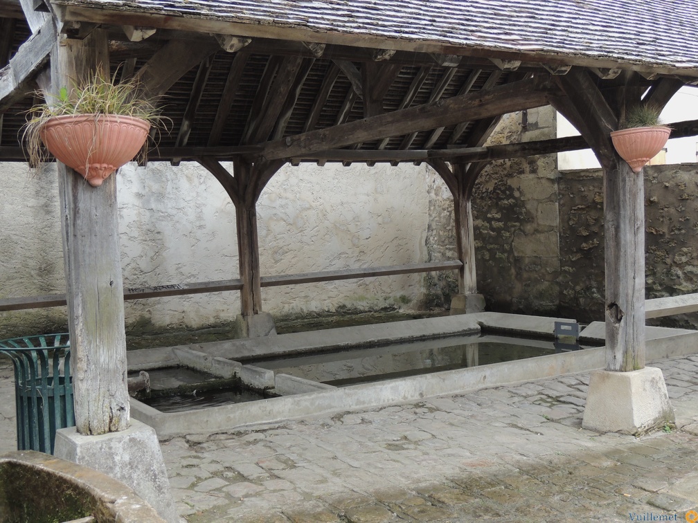 Lavoir rue du Montcel