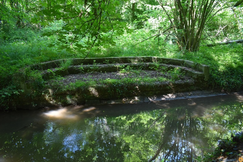Nesles La Vallée : Lavoir Où ? lieu de détente de l'époque sur le Sausseron
Crédit photos: François vuillemet
Merci à Marc de la police municipal de Nesles la Vallée ( guide )
Mes reportages photos sur le Val d'Oise : http://www.histoire-domont.com/…/2013-06-01-20-0…/gallerie-1 D0M_0014.JPG