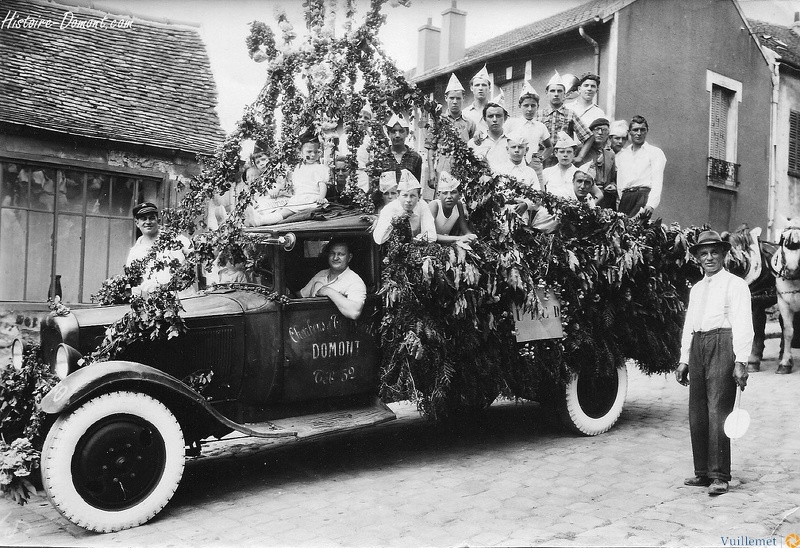 1948 env.Camion fleuri.jpg